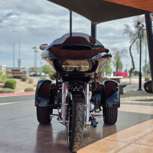 FLTRT 2025 Road Glide® 3 thumb 2