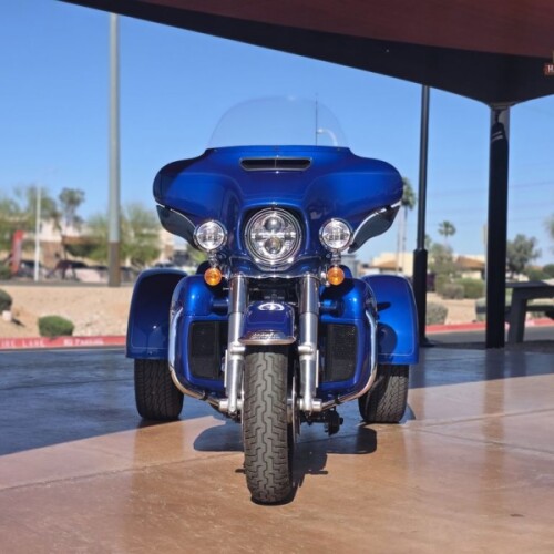 FLHTCUTG 2024 Tri Glide™ Ultra thumb 2