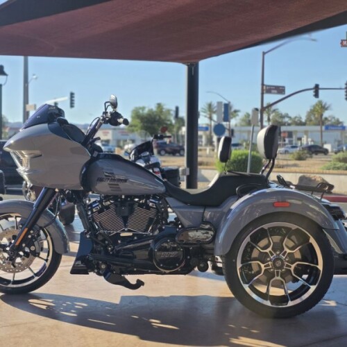 FLTRT 2026 Road Glide 3 thumb 0