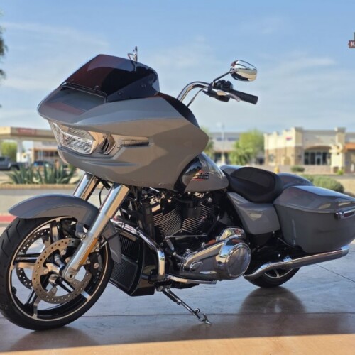FLTRX 2026 Road Glide® thumb 1