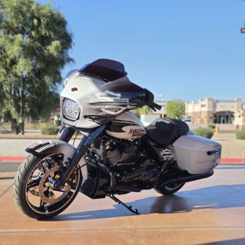 FLHX 2026 Street Glide® thumb 1