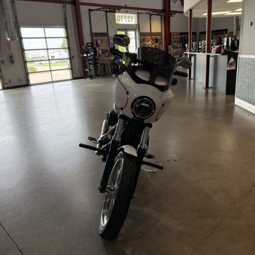 FXDB 2015 Street Bob® thumb 3