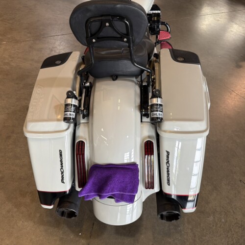 FLTRXSE 2020 CVO™ Road Glide® thumb 0
