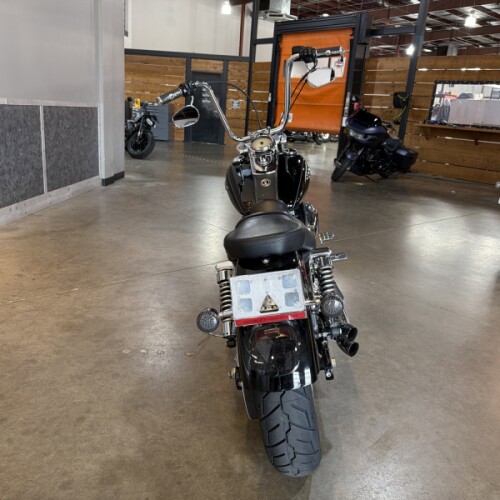 FXDC 2011 Super Glide® Custom thumb 1