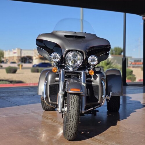 flhtcutg 2016 Tri Glide® Ultra thumb 2