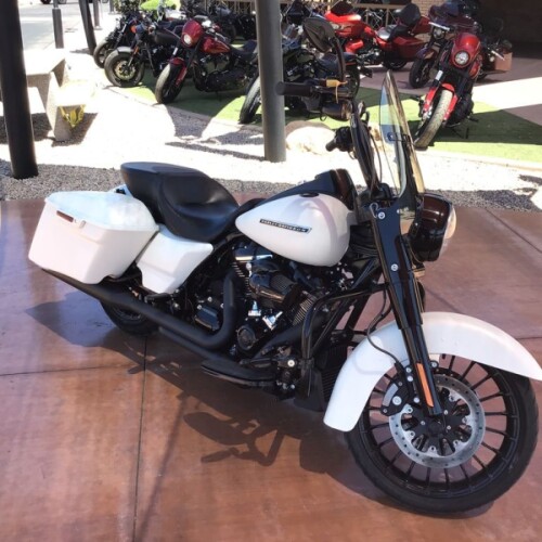 FLHRXS 2019 Road King® Special thumb 3