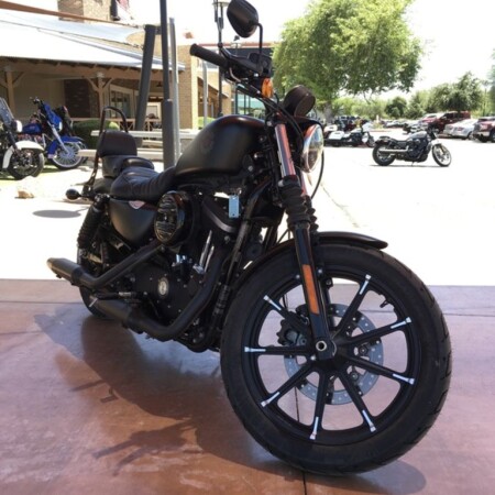 XL 883N 2022 Iron 883™ thumb 3