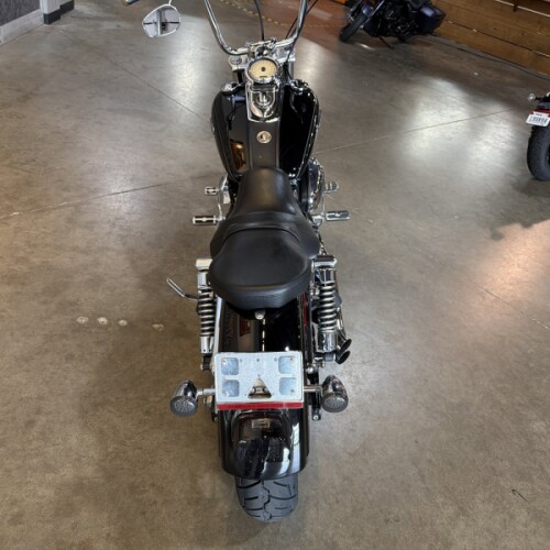 FXDC 2011 Super Glide® Custom thumb 0