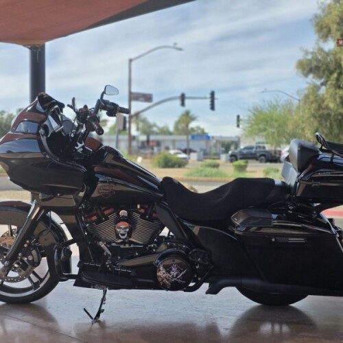 FLTRXS 2017 Road Glide® Special thumb 0