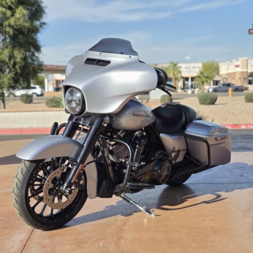 FLHXS 2019 Street Glide® Special thumb 1