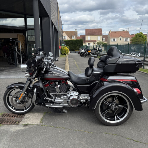 FLHTCUTGSE 2020 CVO™ Tri Glide® thumb 1