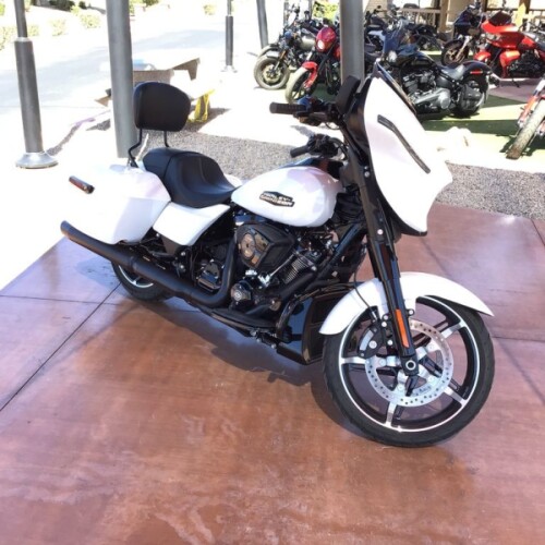 FLHX 2024 Street Glide® thumb 3