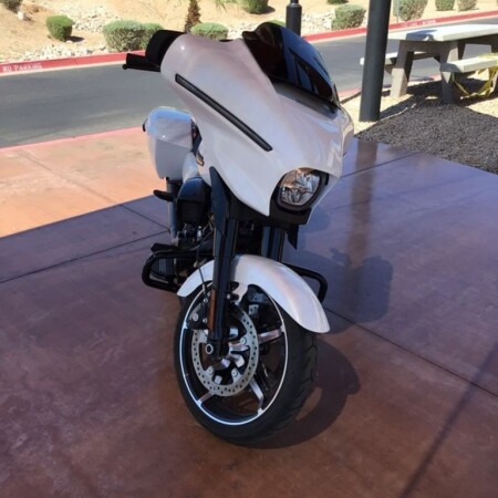 FLHX 2024 Street Glide® thumb 2