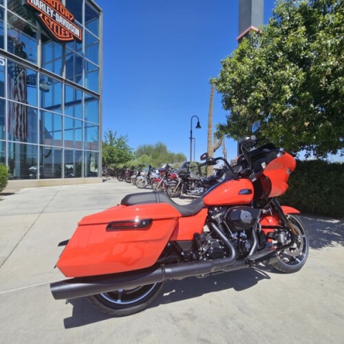 FLTRX 2026 Road Glide® thumb 2