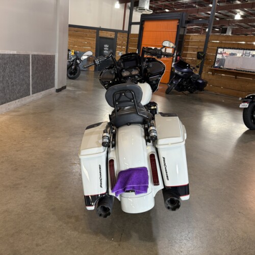 FLTRXSE 2020 CVO™ Road Glide® thumb 1