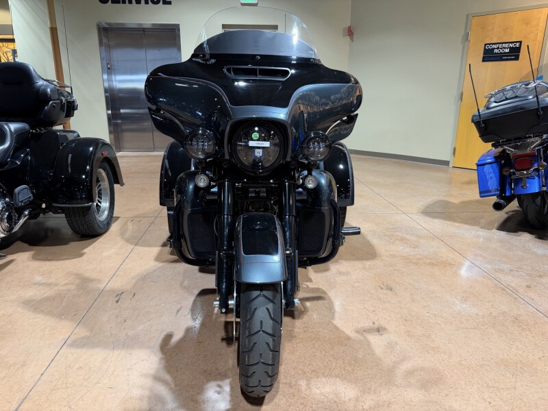 FLHTCUTG 2025 Tri Glide® Ultra