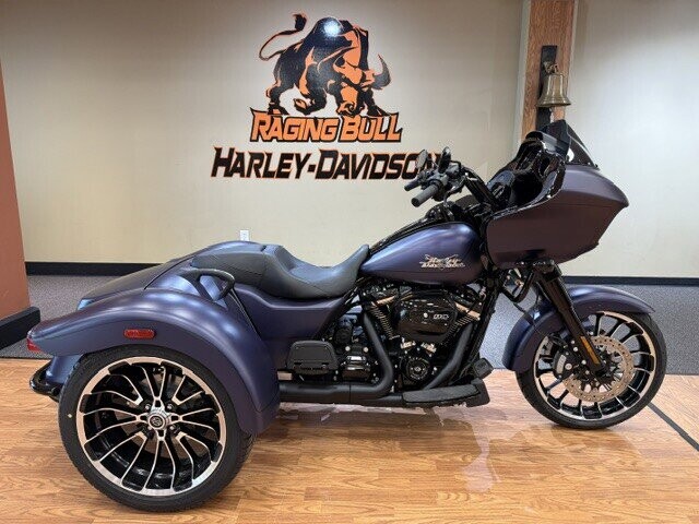 FLTRT 2025 Road Glide® 3