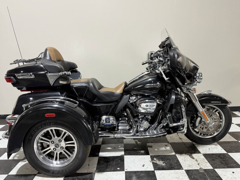 FLHTCUTG 2018 Tri Glide® Ultra