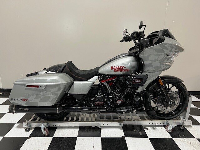 FLTRXSTSE 2025 CVO™ Road Glide™ ST
