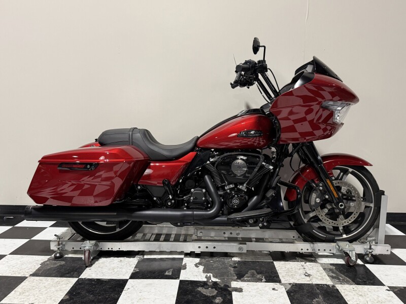 FLTRX 2025 Road Glide™