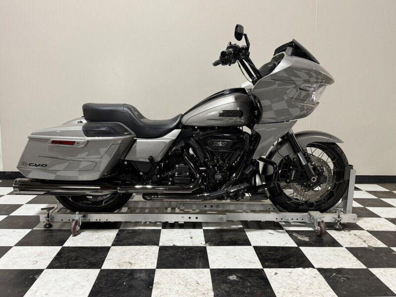 FLTRXSE 2023 CVO™ Road Glide®