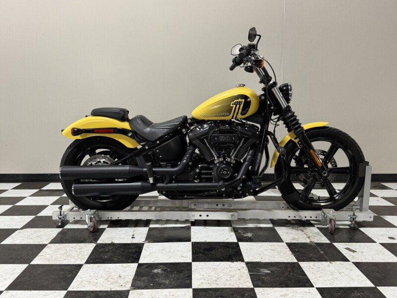 FXBBS 2023 Street Bob® 114