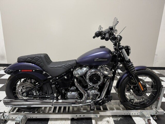 FXBB 2025 Street Bob™