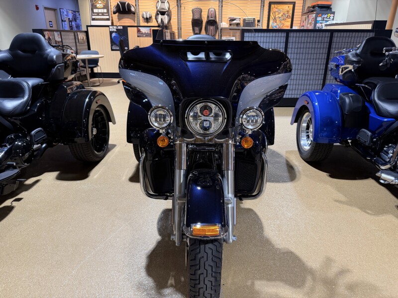 2019 Harley-Davidson® FLHTCUTG Tri Glide® Ultra
