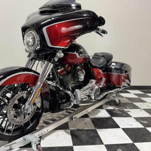 FLHXSE 2021 CVO™ Street Glide® thumb 1