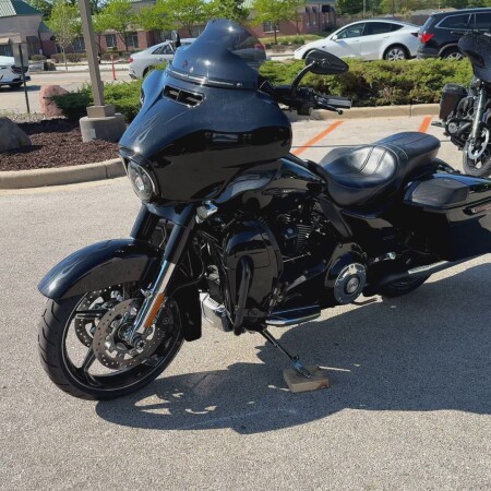 2016 Harley-Davidson® CVO™ Street Glide® Carbon Crystal with Phantom Flames thumb 1