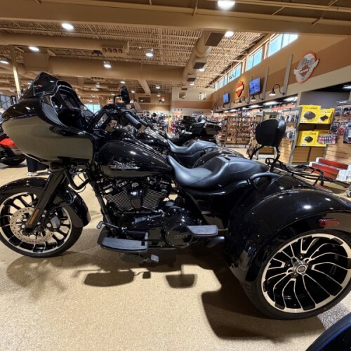 2023 Harley-Davidson® FLTRT Road Glide® 3 thumb 1
