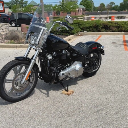 2022 Harley-Davidson® Softail Standard® Vivid Black thumb 1