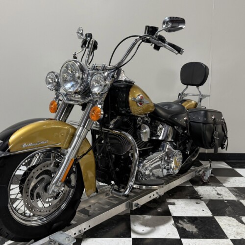 FLSTC 2017 Heritage Softail® Classic thumb 1