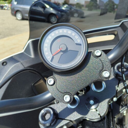 2026 Harley-Davidson® Low Rider® ST White Onyx Pearl - Black thumb 3