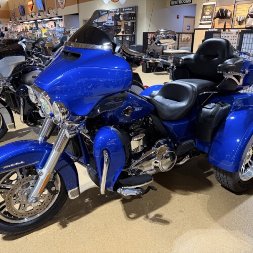 FLHTCUTG 2024 Tri Glide™ Ultra thumb 3