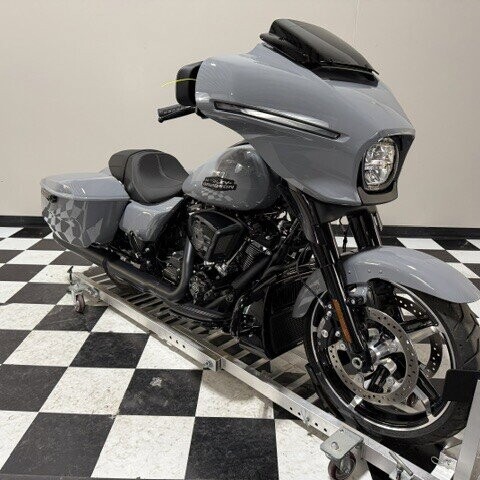 FLHX 2026 Street Glide® thumb 3