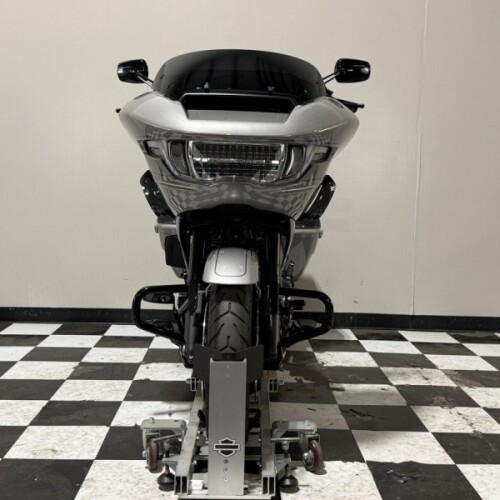 FLTRXSE 2023 CVO™ Road Glide® thumb 2