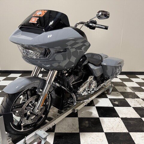 FLTRX 2026 Road Glide™ thumb 1