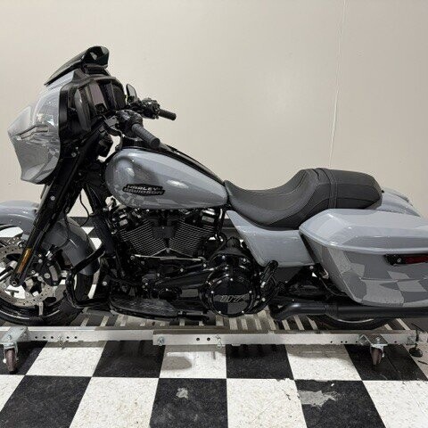 FLHX 2026 Street Glide® thumb 0