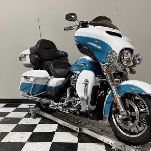 FLHTCU 2017 Electra Glide® Ultra Classic® thumb 3