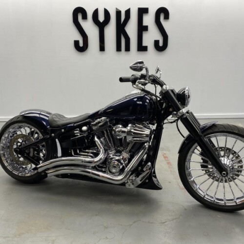 2015 Harley-Davidson Customised FXSB Softail Breakout In Custom Blue thumb 2