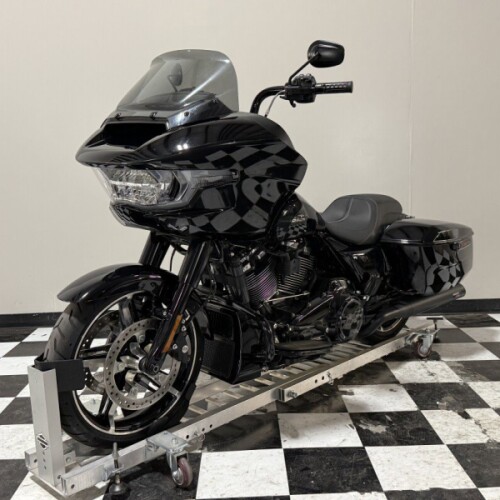 FLTRX 2025 Road Glide™ thumb 1
