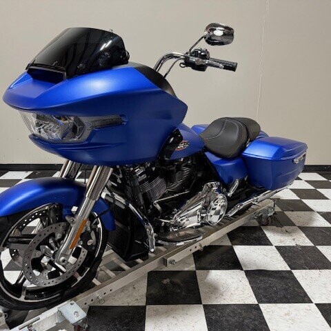 FLTRX 2026 Road Glide® thumb 1