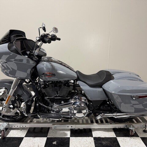 FLTRX 2026 Road Glide™ thumb 0