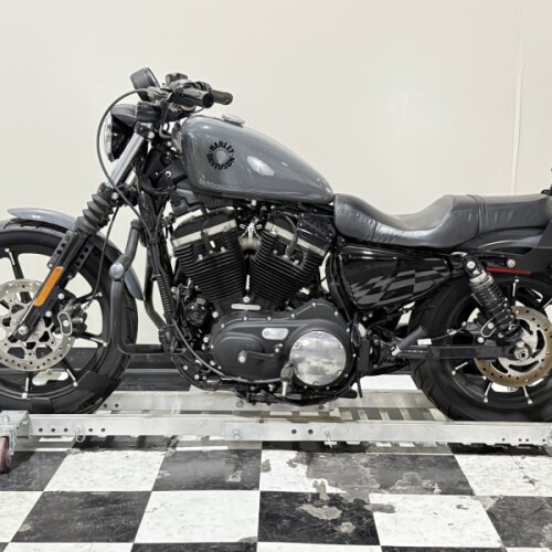 XL 883N 2022 Iron 883™ thumb 0