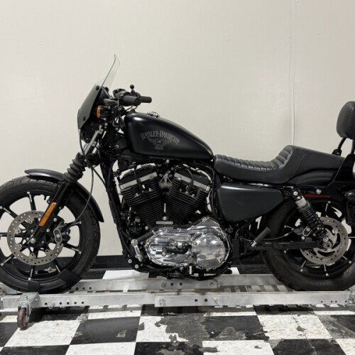 XL 883N 2017 Iron 883™ thumb 0