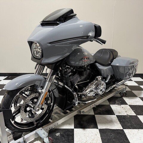 FLHX 2026 Street Glide® thumb 1