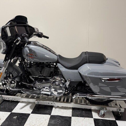 FLHX 2026 Street Glide® thumb 0