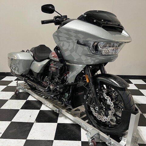 FLTRXSTSE 2025 CVO™ Road Glide™ ST thumb 3
