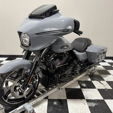 FLHX 2026 Street Glide® thumb 1